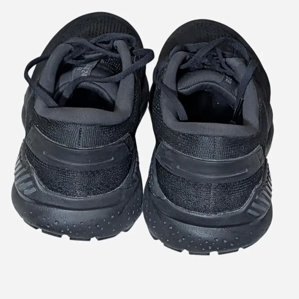 Brooks beast gts